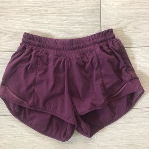 Lululemon Hotty Hot Short 2.5”